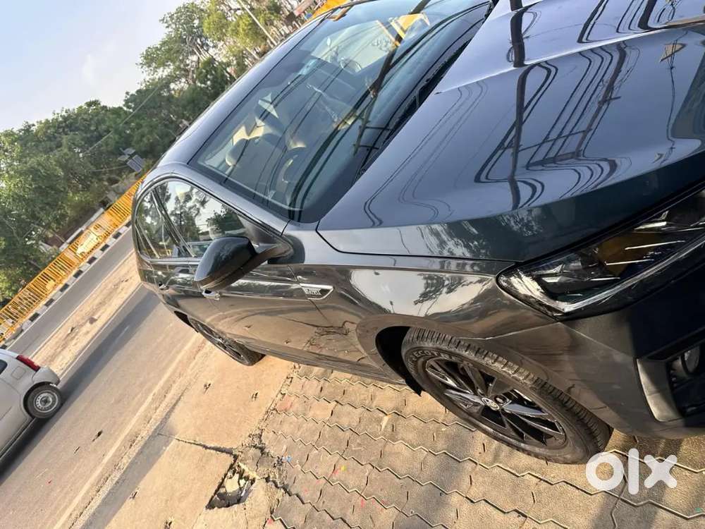 2024 Skoda Slavia Sportline Petrol 30000 Km  Single Owner.
