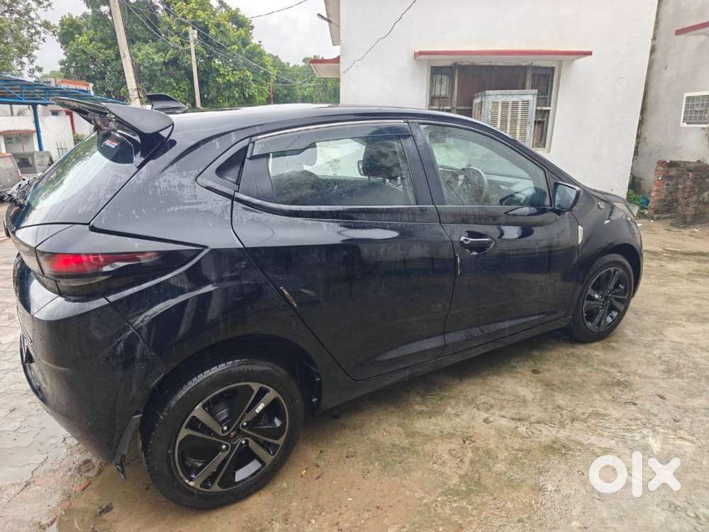 Tata Altroz 2024 Petrol 10022 Km Driven