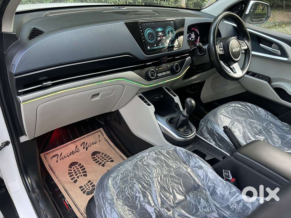 Kia Carens 1.5 Premium 7 Str, 2023, Petrol