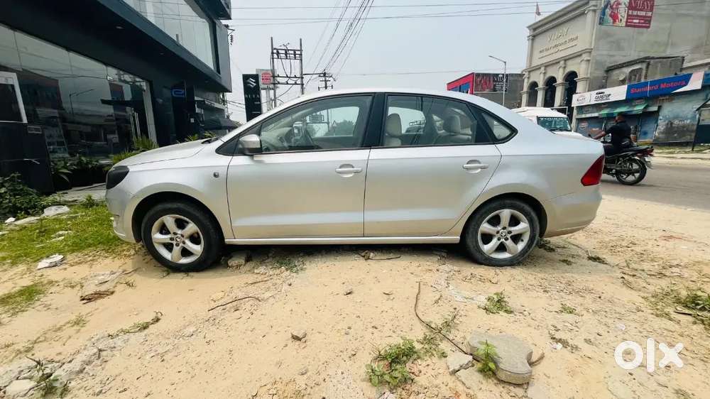Skoda Rapid 2014 Diesel 145000 Km Driven
