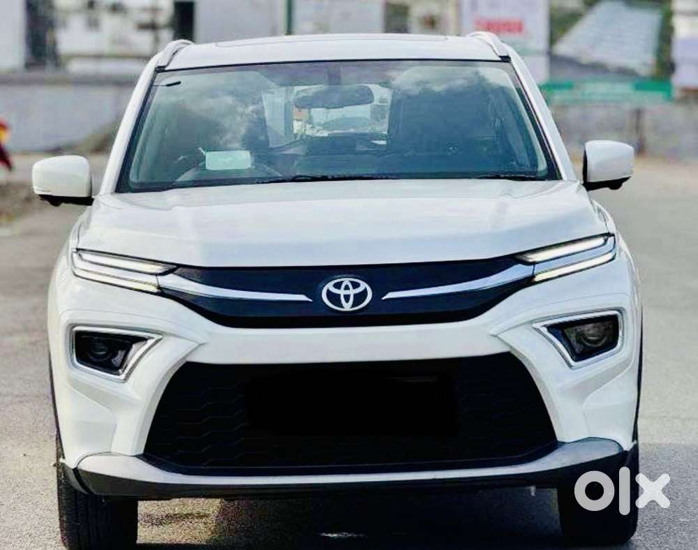 Toyota Urban Cruiser Hyryder V Hybrid Aero Edition, 2024