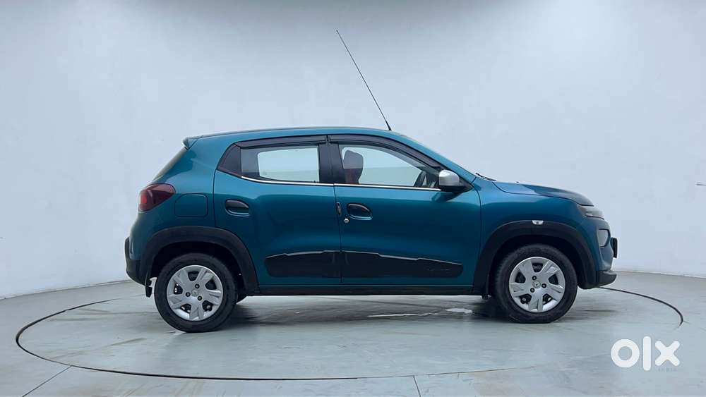 Renault Kwid 1.0 Rxt Amt, 2022, Petrol