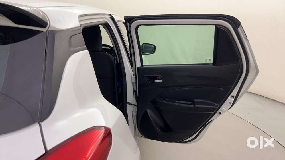 Maruti Suzuki Swift Amt Zxi, 2023, Petrol