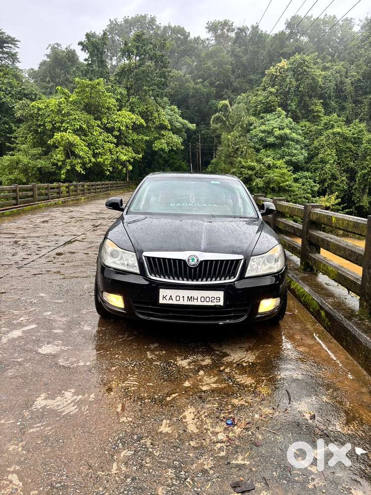 Skoda Laura Diesel 2011 Car