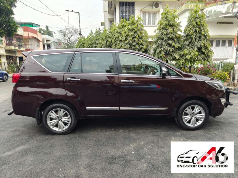Toyota Innova Crysta