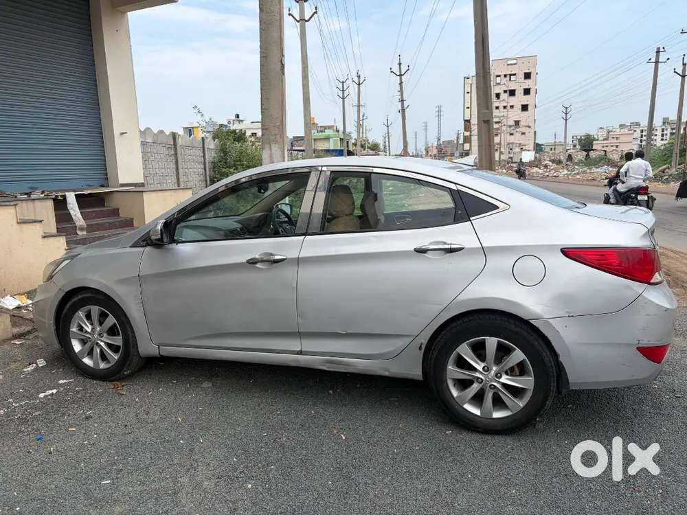 Hyundai Verna Fluidic Sx 1.6 Crdi Diesel (2013) – ₹2.80 Lakhs