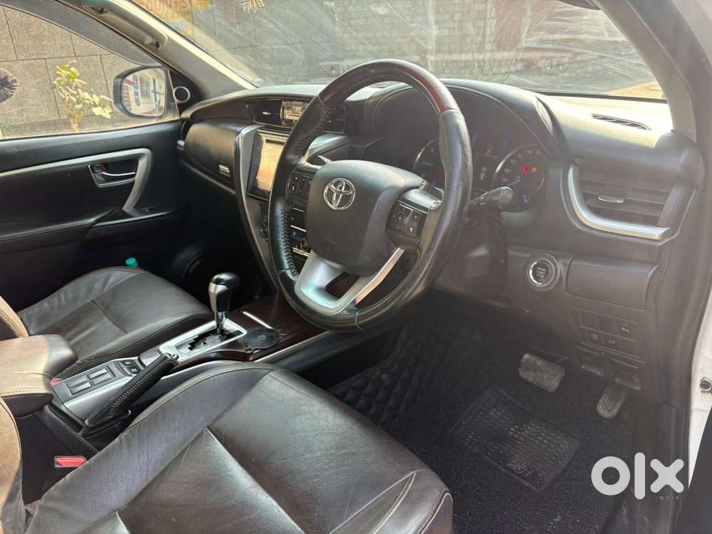 Toyota Fortuner 3.0 4x2 Automatic, 2019, Diesel