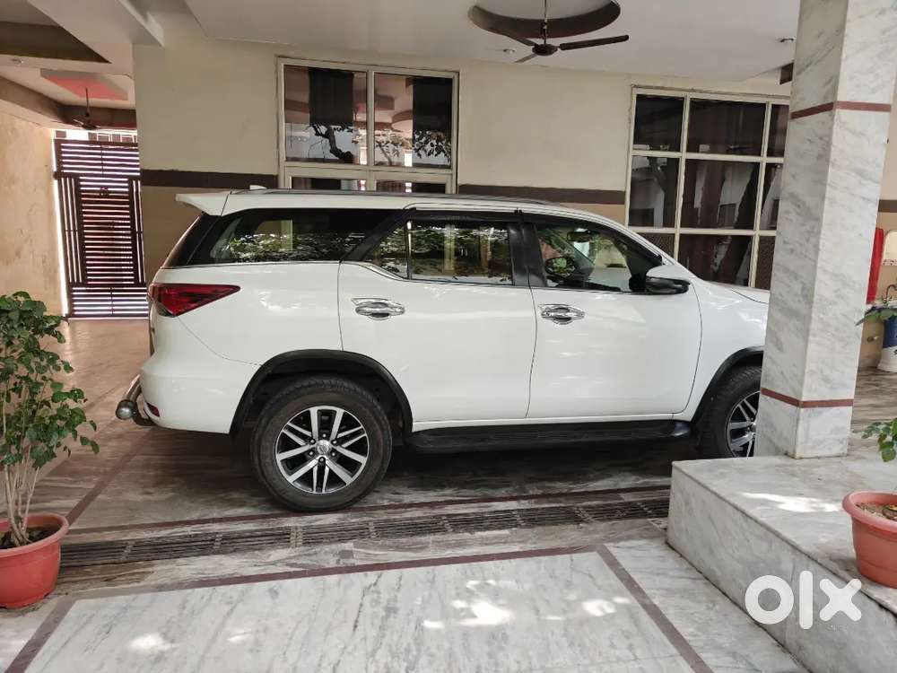 Toyota Fortuner Legender 2019 Diesel 35000 Km Driven