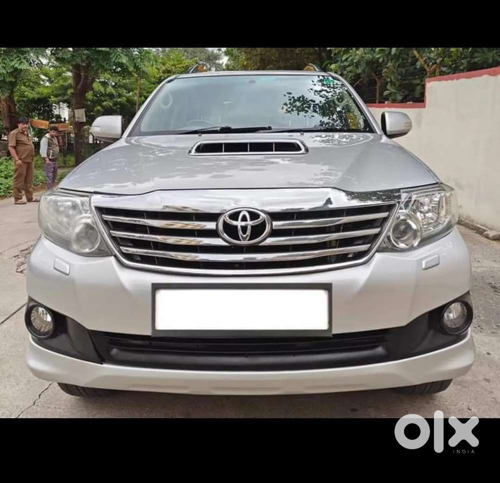 Toyota Fortuner 2012 Diesel 90000 Km Driven