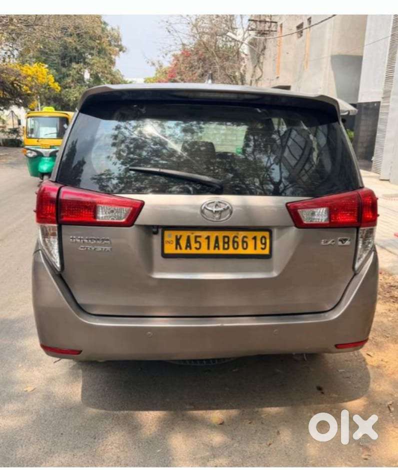 Toyota Innova Crysta 2018 Diesel Manual