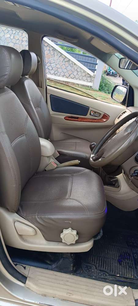 Toyota Innova, 2009, Diesel