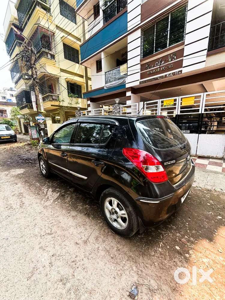 Hyundai I20 Asta Top Model Life Time Tax Cf2031