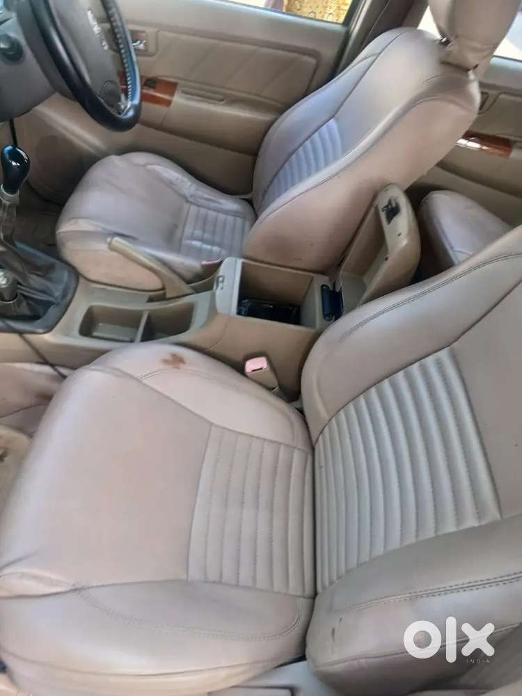 Toyota Fortuner 3.0l Diesel 2010 Well Maintained Excellent Condition