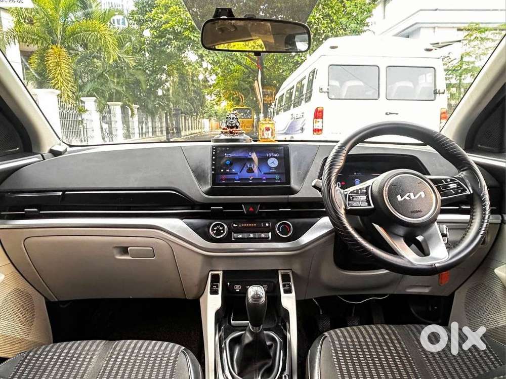 Kia Carens 1.5 Premium 7 Str, 2022, Diesel