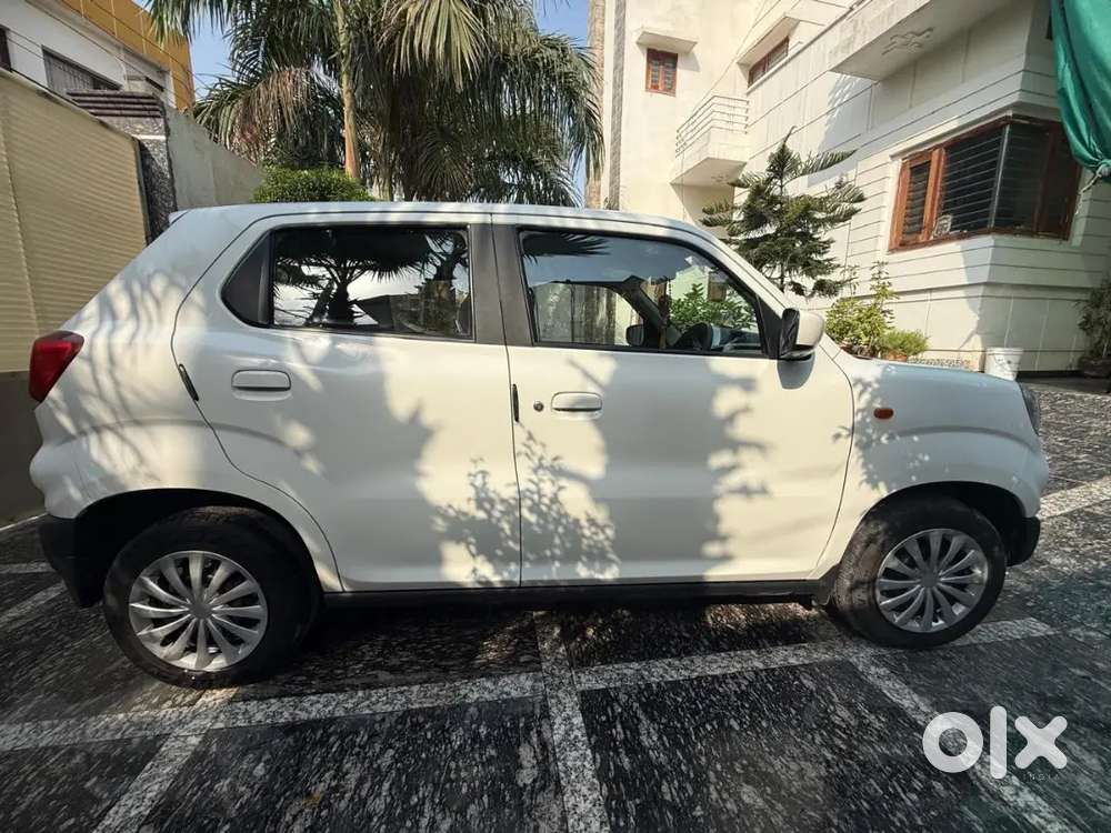 Maruti Suzuki S-presso 31-12- 2022 Petrol 33880 Km Driven