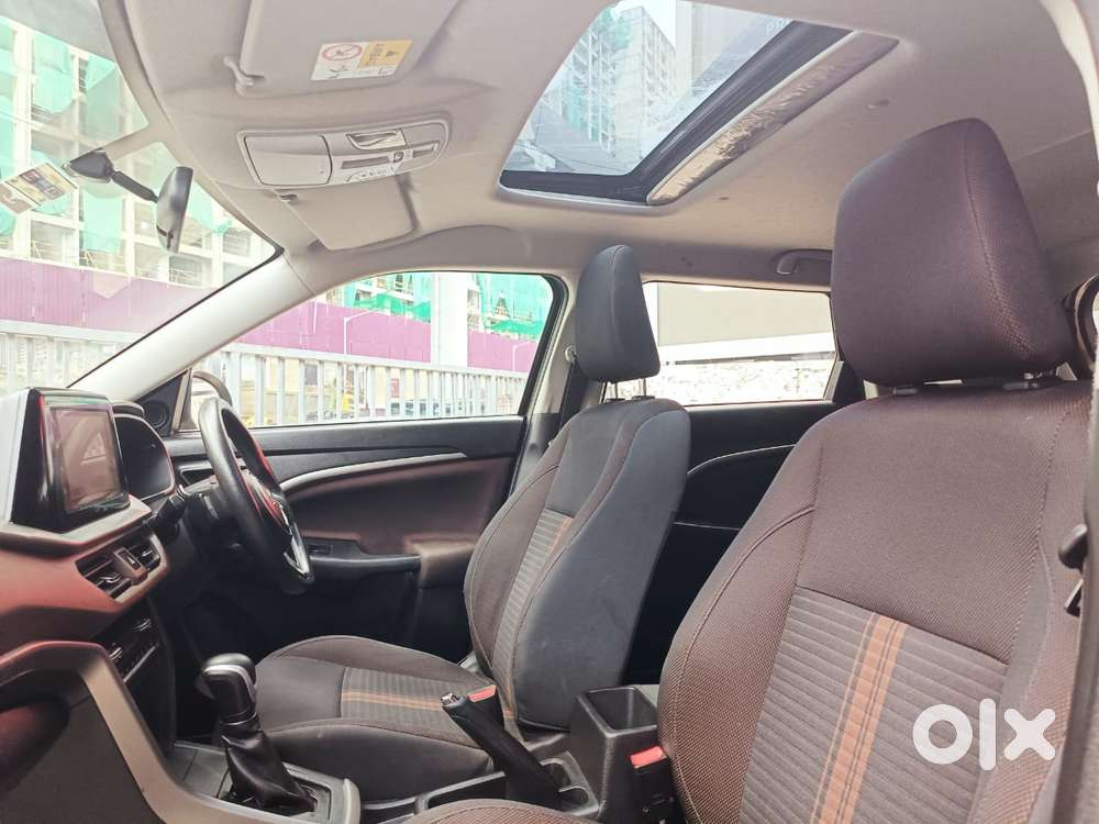 Maruti Suzuki Brezza 1.5 Zxi At Smart Hybrid, 2023, Petrol
