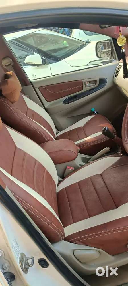 Toyota Innova Car In Very Good Condition.