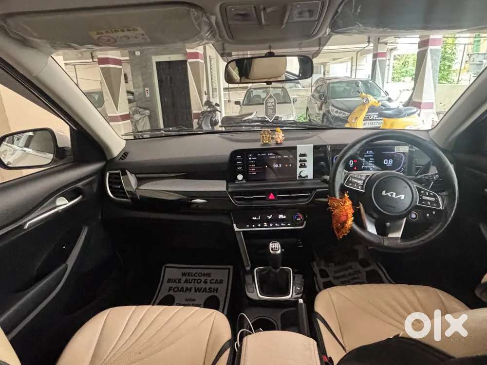 Kia Seltos Htk Plus Petrol Manual (2023 Facelift )  17042kms Driven