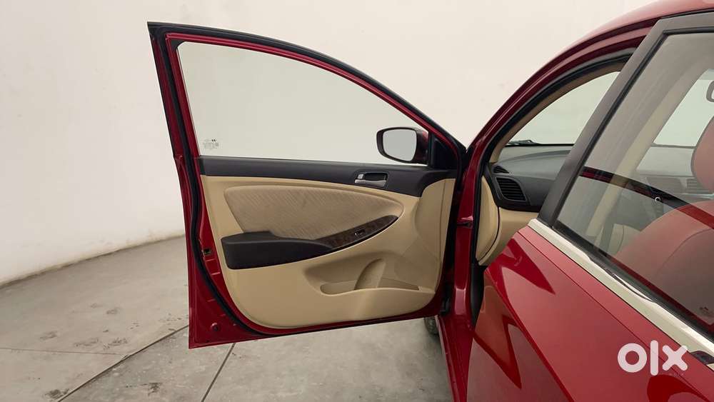 Hyundai Verna 1.6 Sx Vtvt, 2016, Petrol