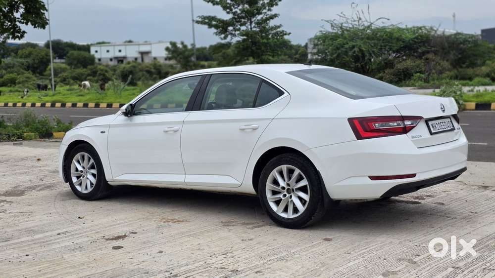 Skoda Superb L&k 1.8 Tsi At, 2019, Petrol