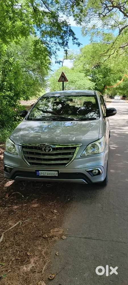 Toyota Innova 2007 Diesel 270000 Km Driven