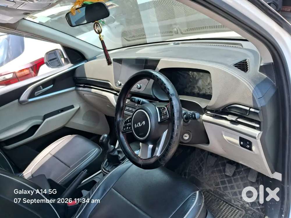 Kia Carens 1.5 Prestige 2023