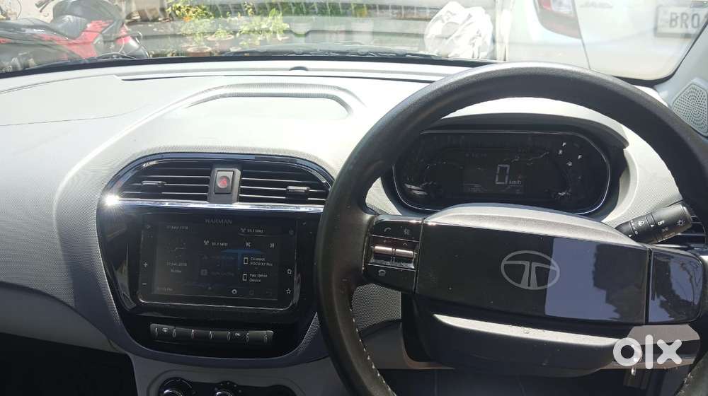 Tata Tiago 1.05 Revotorq Xt, 2024, Cng & Hybrids