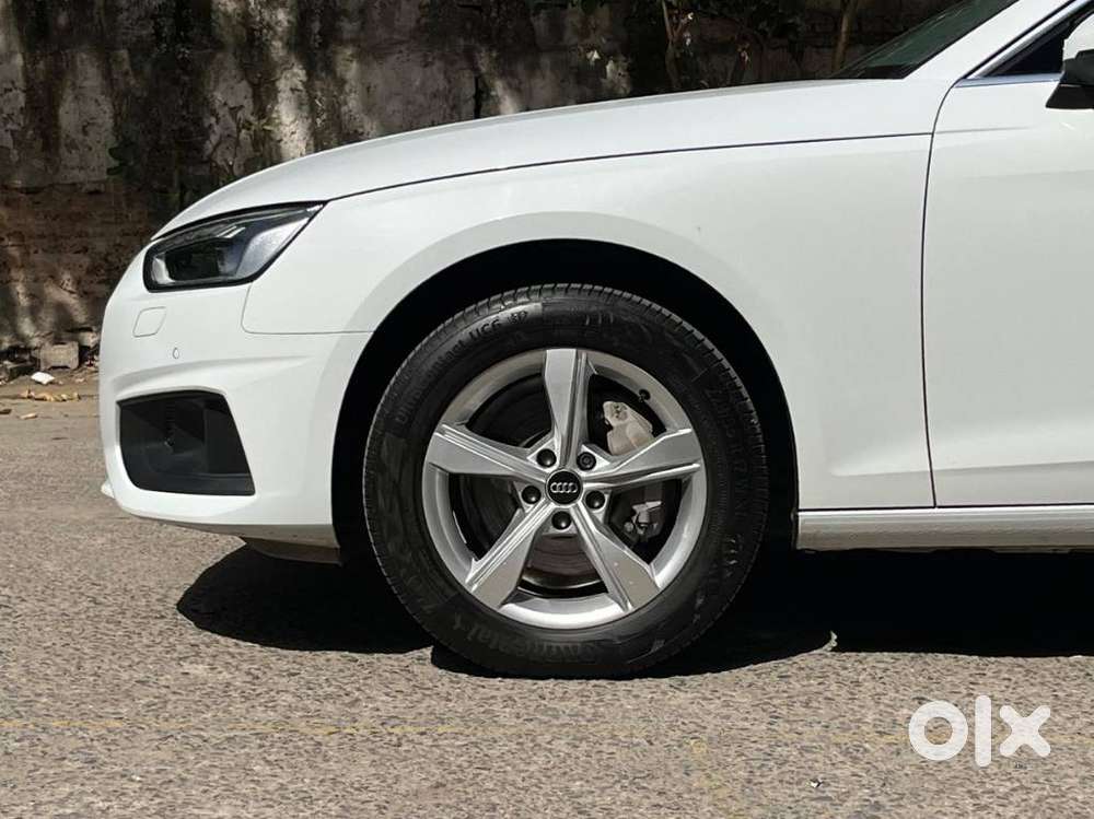 Audi A4 2.0 Premium 40 Tfsi, 2025, Petrol