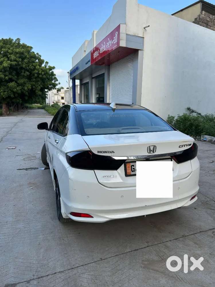 Honda City 2015 Diesel Car (sunroof)