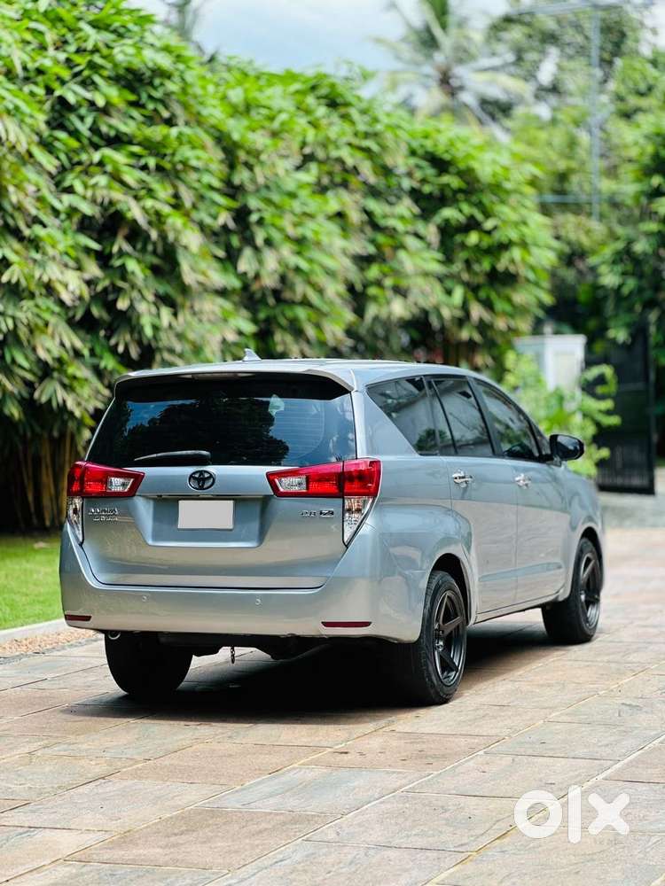 Toyota Innova Crysta 2.8z Automatic, 2017, Diesel