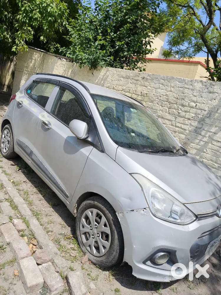 Hyundai Grand I10 2017 Diesel 70000 Km Driven