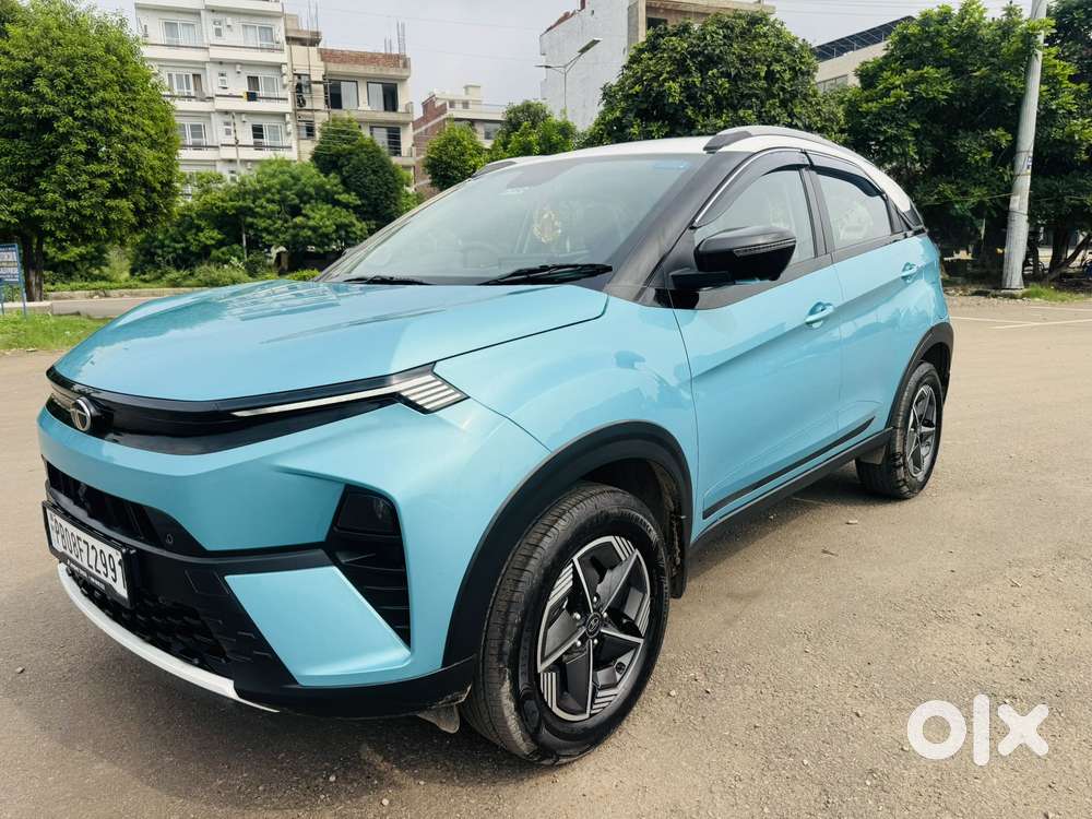 Tata Nexon Creative 1.2 Revotron Petrol 7dca Dt, 2025, Petrol