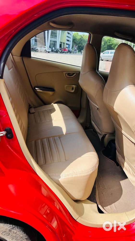 Honda Brio V Mt, 2013, Petrol