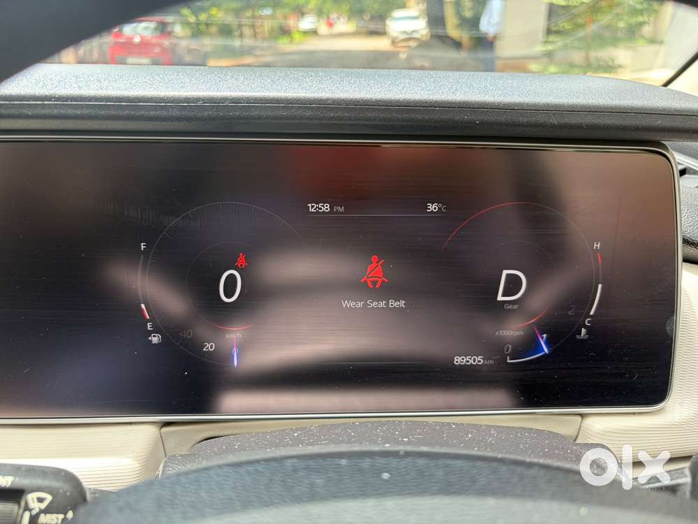 Mahindra Xuv700 2.2 Ax 5 Diesel At Str, 2022, Diesel