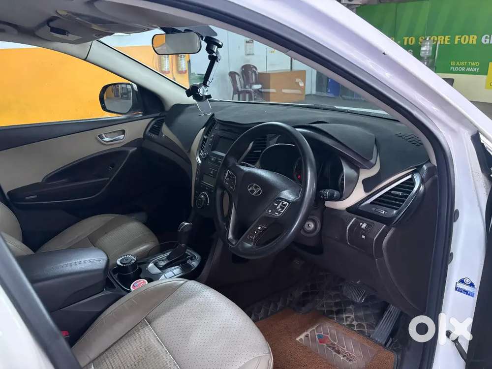 Hyundai Santafe Automatic 2015 Model