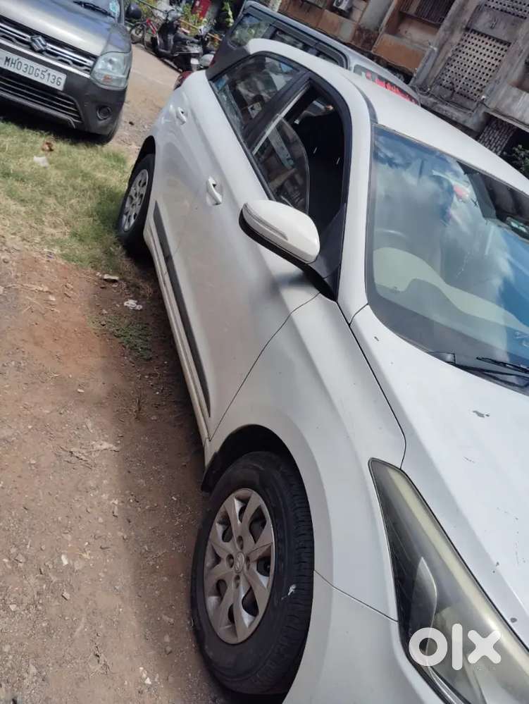 Hyundai I20 2015 Petrol 42931 Km Driven.no Agents And Brokers