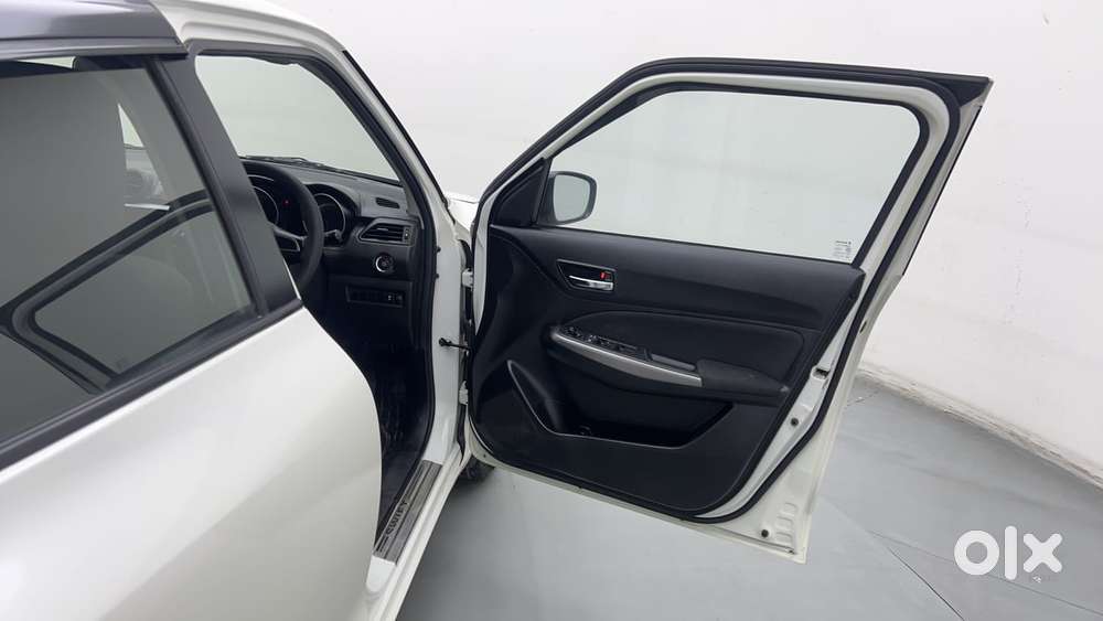 Maruti Suzuki Swift Amt Zxi, 2023, Petrol