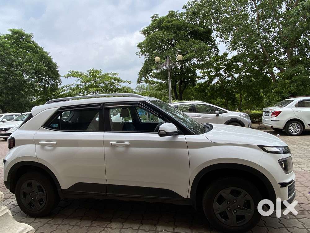 Hyundai Venue 1.2 S (o), 2025, Petrol