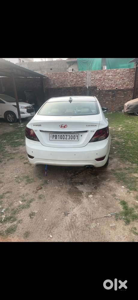 Hyundai Fluidic Verna Diesel Manual 2014