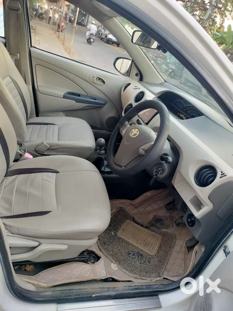 Toyota Etios Model 2015 Owner First Insurance Full Km.180000 Service R