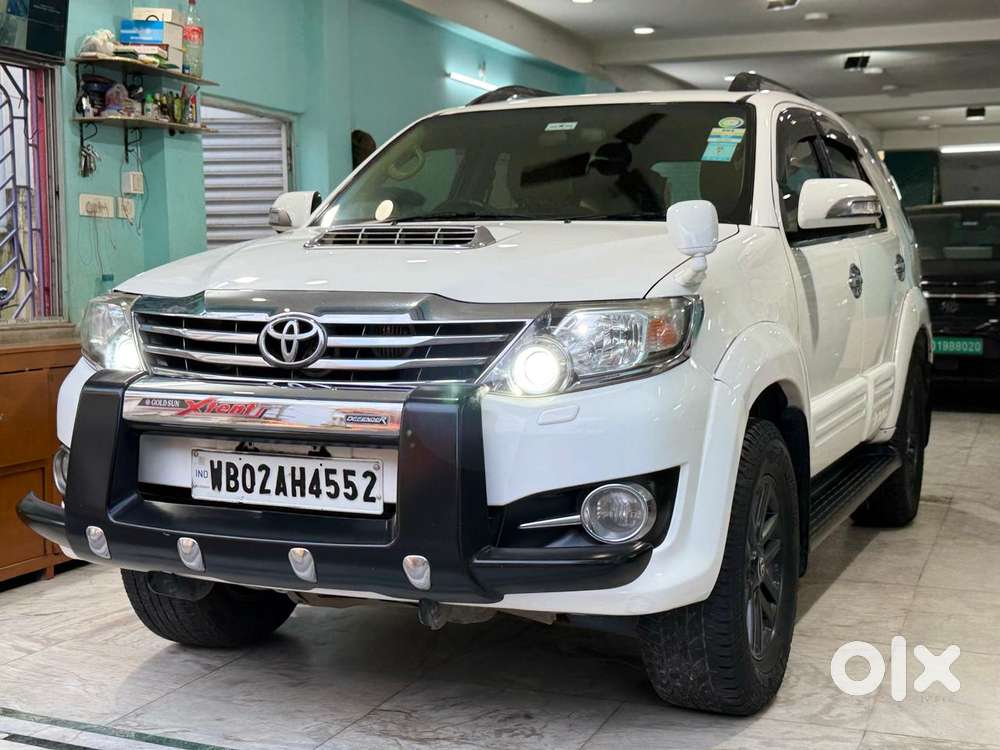 Toyota Fortuner 4x2 Manual, 2015, Diesel