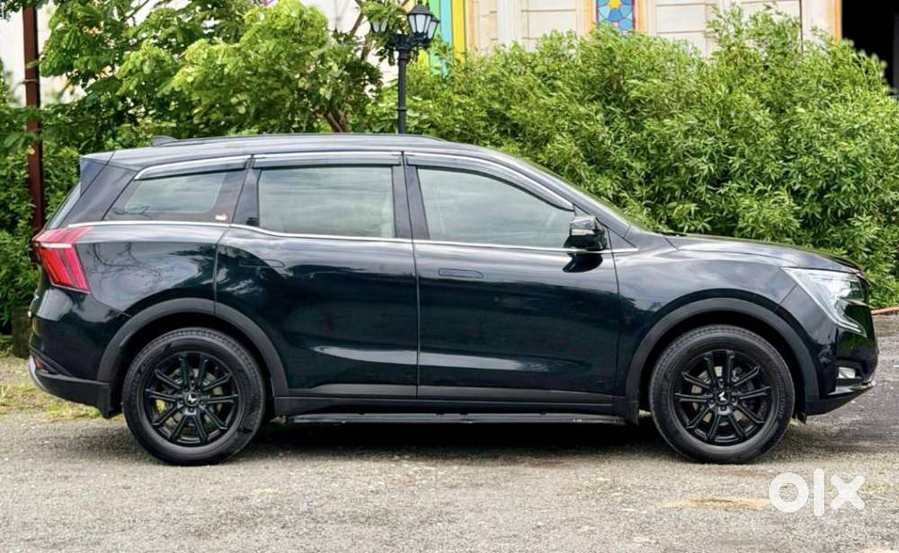 Mahindra Xuv700 2.2 Ax 7 Diesel At Luxury Pack Str, 2025, Diesel