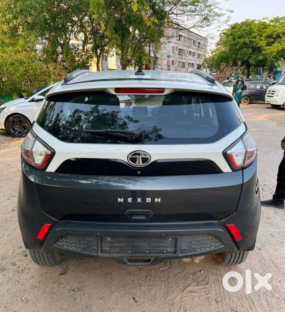 Tata Nexon 1.2 Revotron Xz Plus, 2019, Petrol