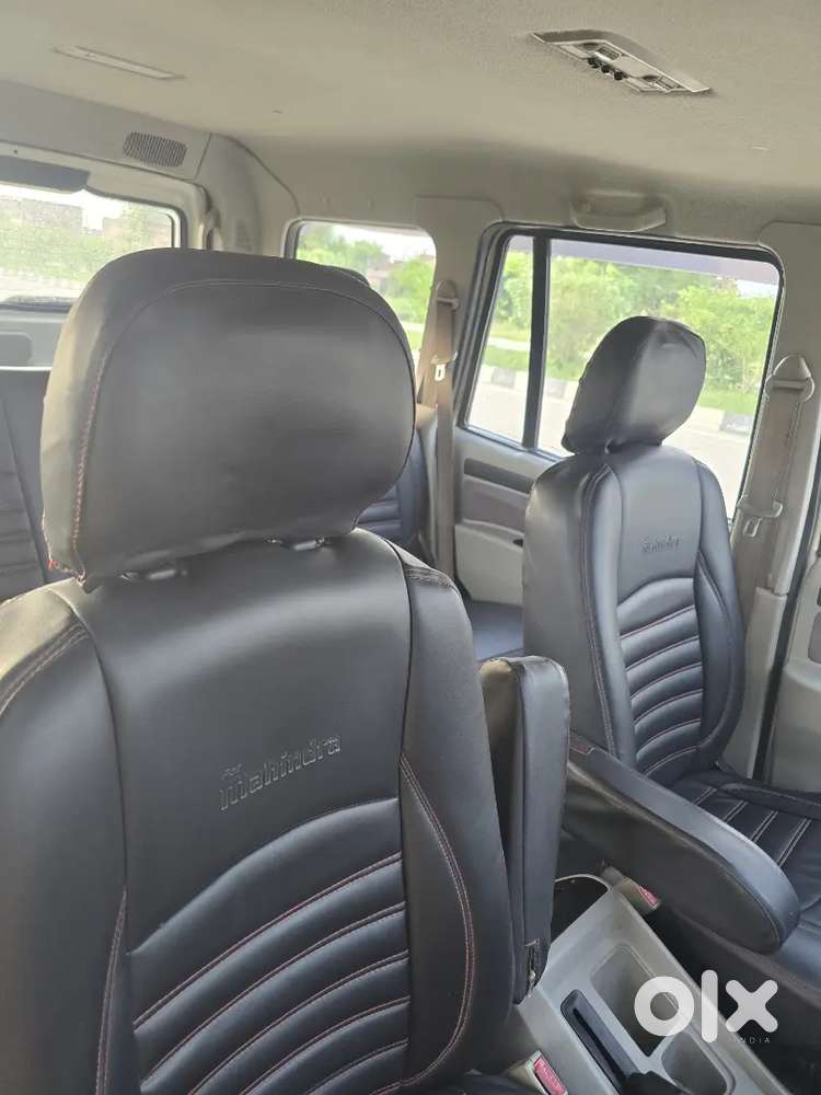 White Colour Scorpio Diesel Manual