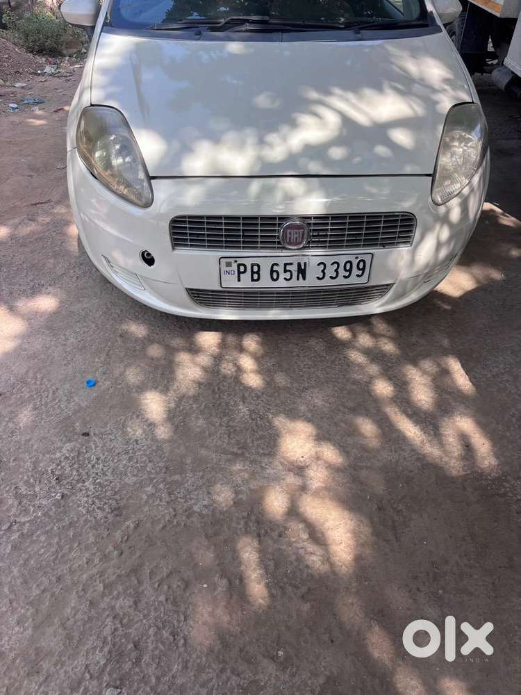 Fiat Punto 2011 Diesel 61000 Km Driven