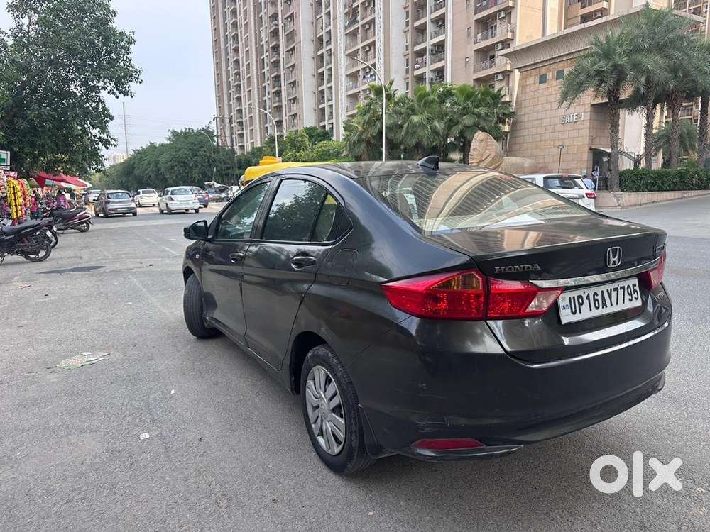 Honda City 2015 Cng & Hybrids Well Maintained
