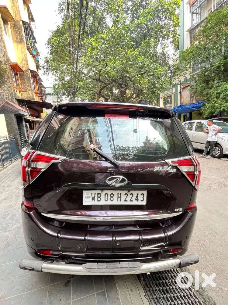 Mahindra Xuv500 पेट्रोल 2019