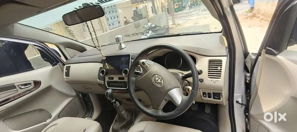 Toyota Innova 2013 Diesel 245000 Km Driven