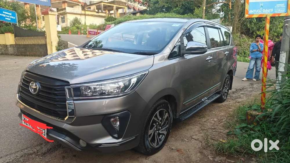 Toyota Innova Crysta Diesel 2021 Variant
