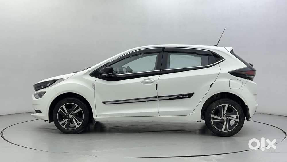 Tata Altroz Xz, 2024, Petrol